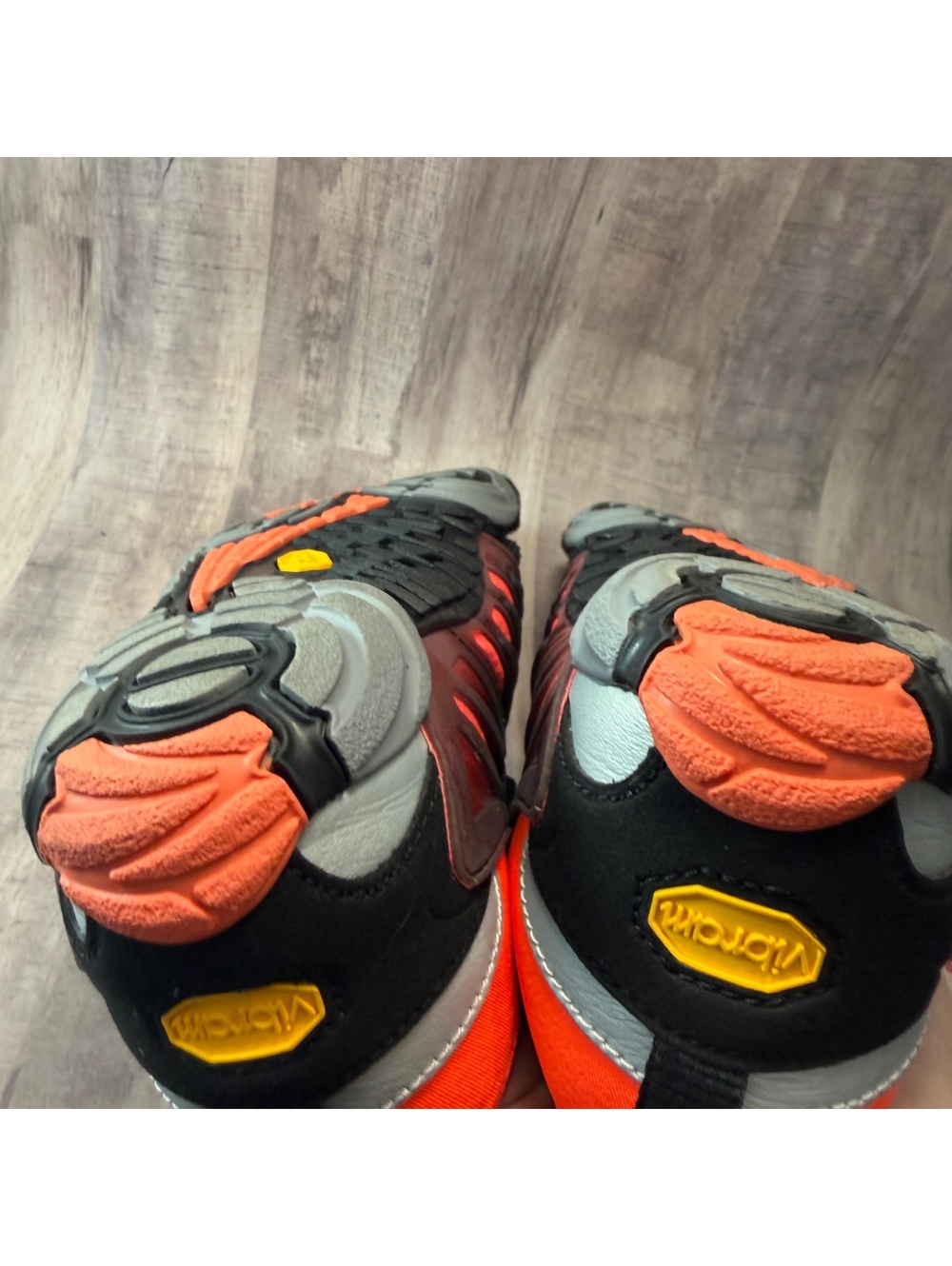 Vibram FiveFingers V-Train Women's 9-9.5 Cross Training Shoes 17W6604 - Picture 11 of 16